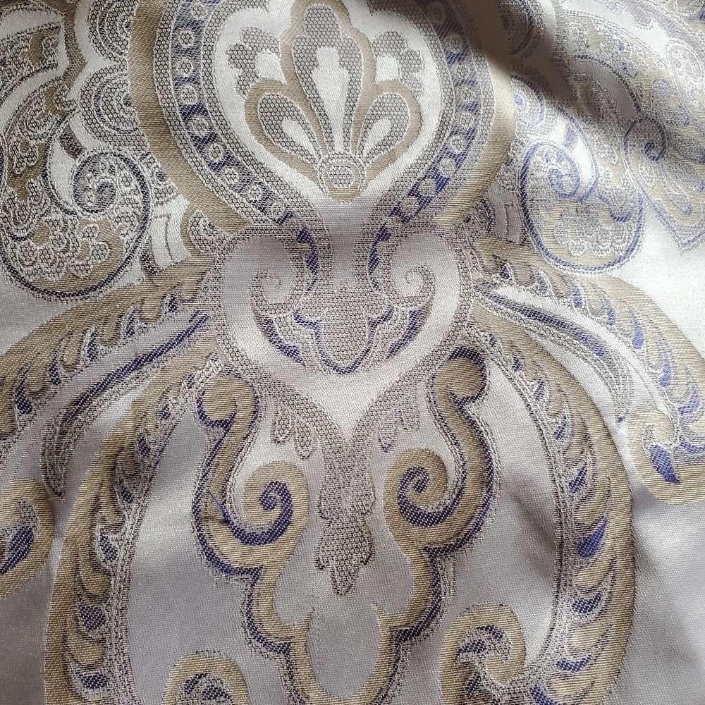Duvet  and two pillow covers king size